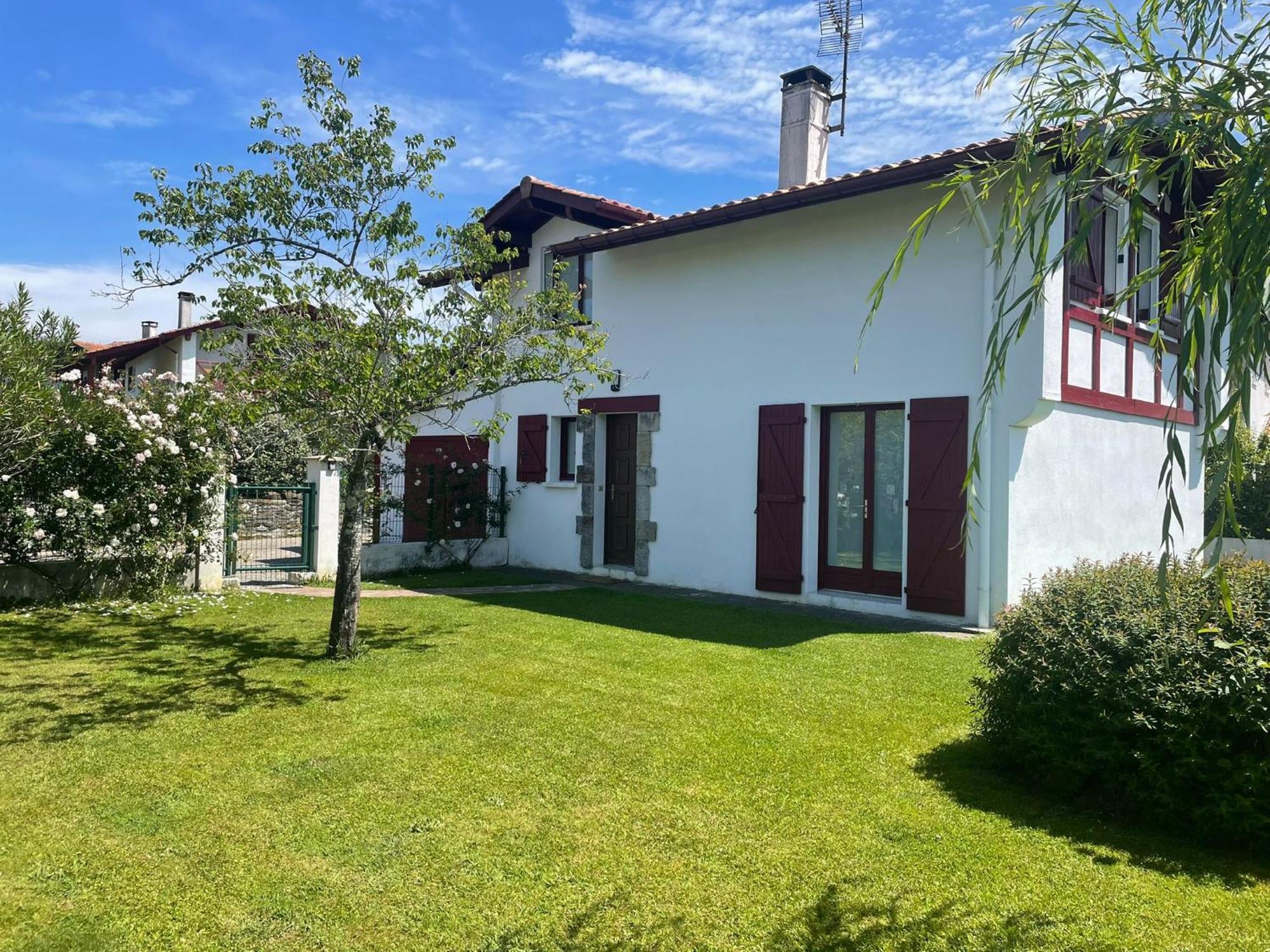 Maison Lore Mendi Elbarron Saint-Pée-sur-Nivelle Eksteriør bilde